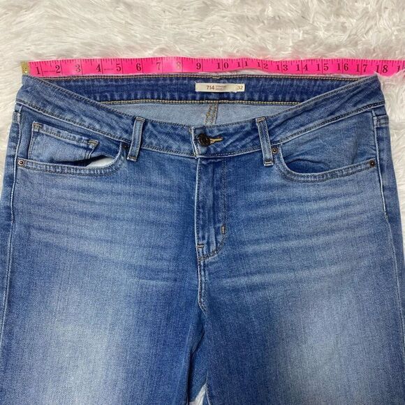 Levis 714 Straight Jeans Womens Size 32x32 Mid Rise Medium Blue Denim - Picture 9 of 11